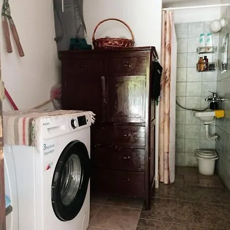 Aphrodite 's Milopótamos